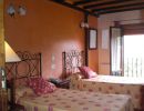 Habitación con camas 90 cts. a 135 cts. Precio según nº personas.