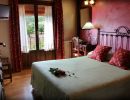Habitación matrimonio  cama 150 cts. Precio según nº personas.