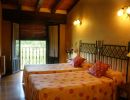 Habitación con camas 90 cts. a 135 cts. Precio según nº personas.